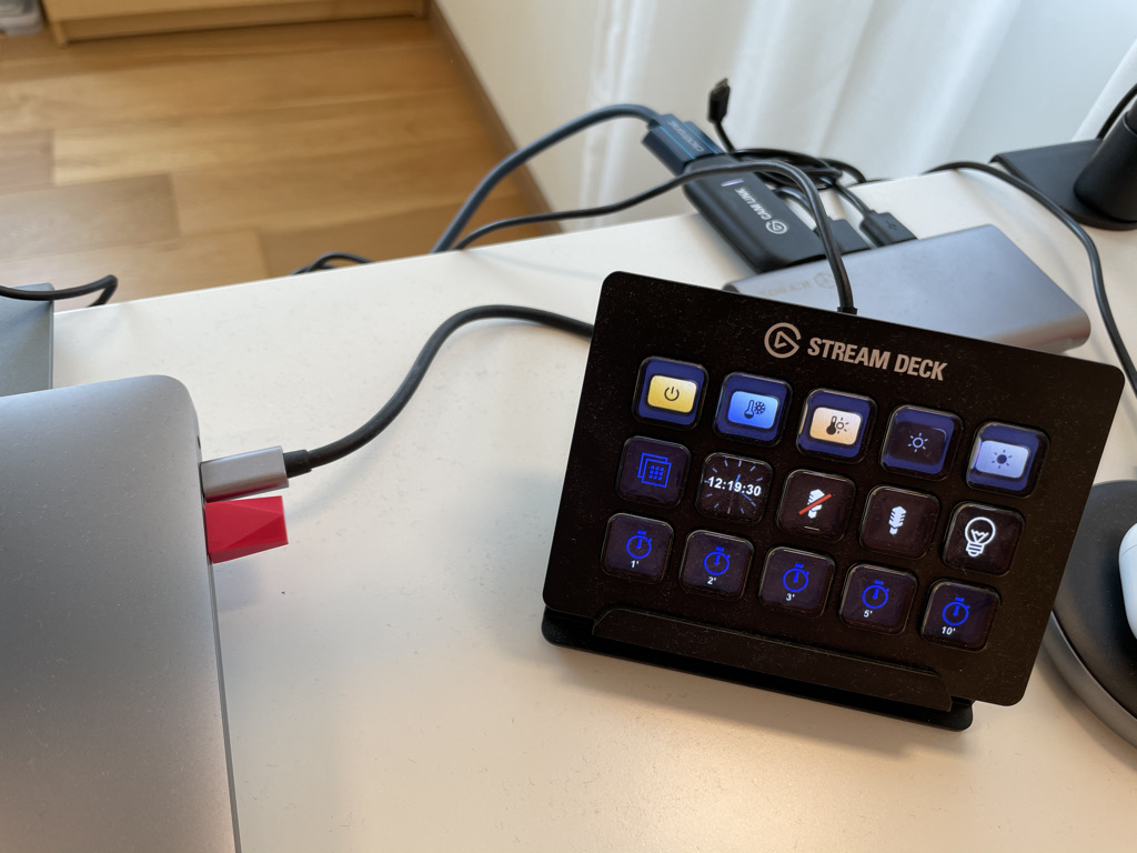 Das Stream Deck von Elgato hilft beim reibungslosen Ablauf von Onlinesitzungen.